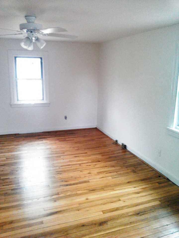2108 New Berne Rd - Photo 2 of 5