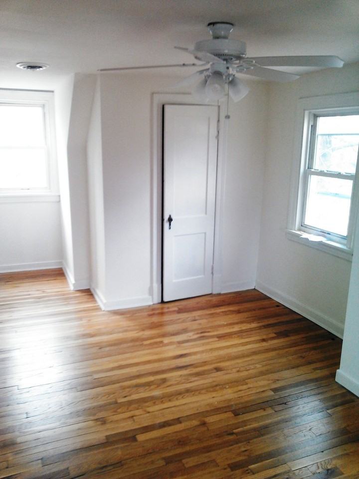 2108 New Berne Rd - Photo 3 of 5