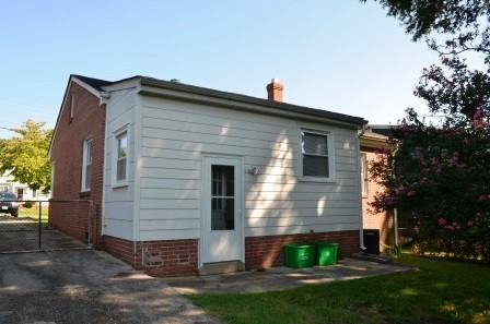 2925 Ruthland Rd - Photo 7 of 15