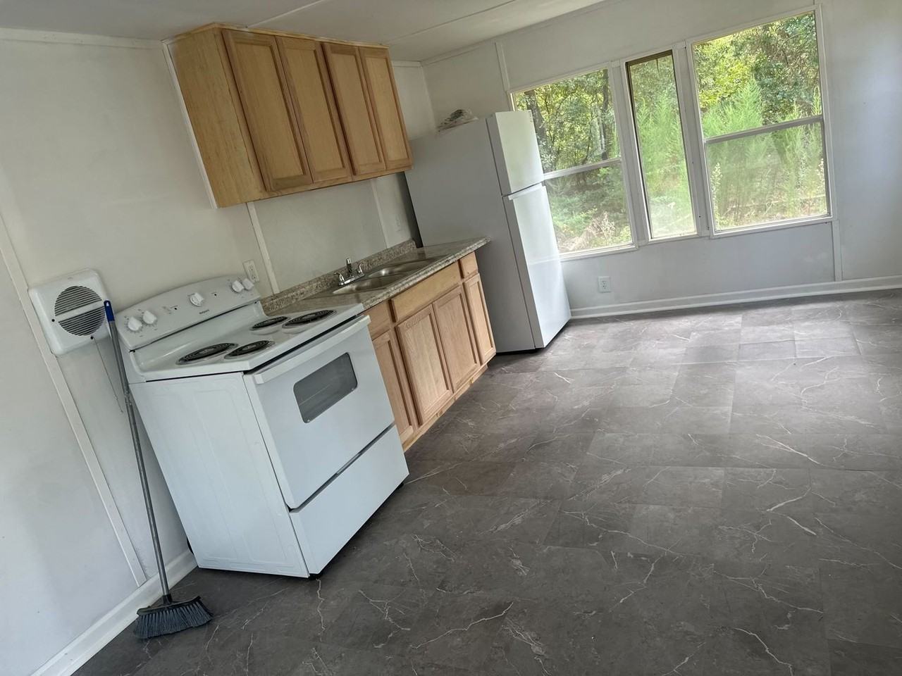 1026 Crae Leilei Cir - Photo 2 of 5