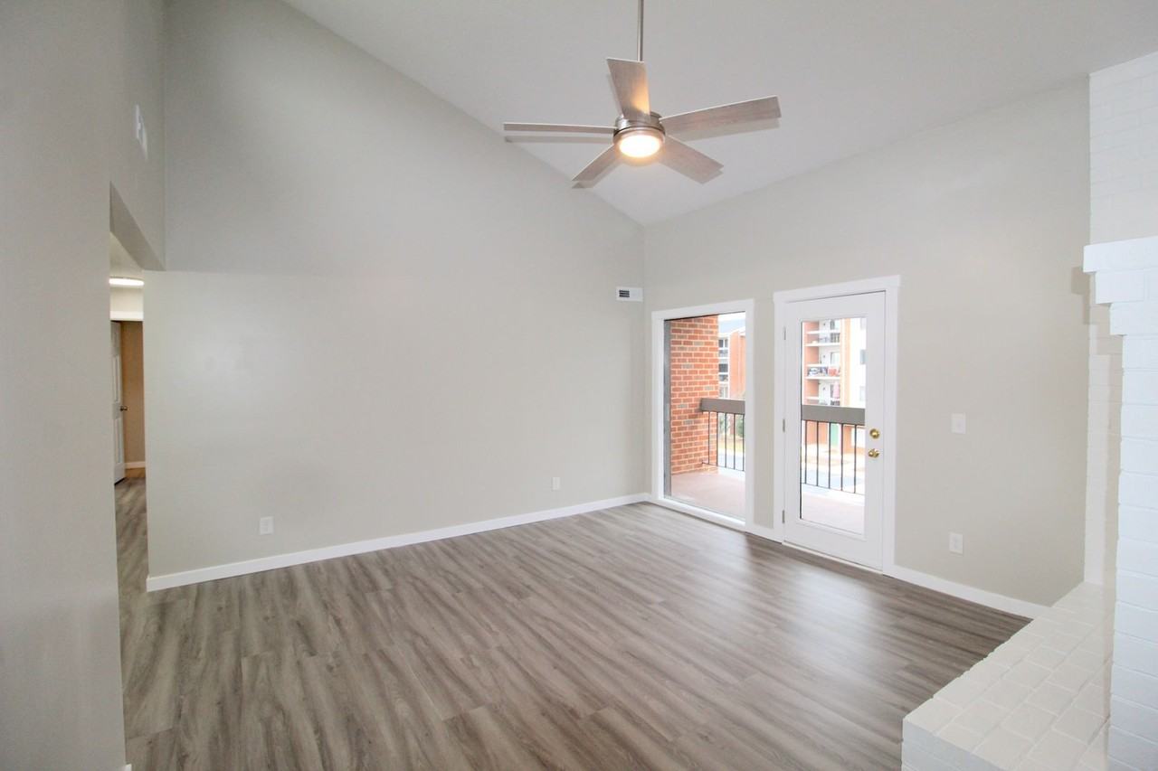 1026 Blue Ridge Dr - Photo 2 of 29
