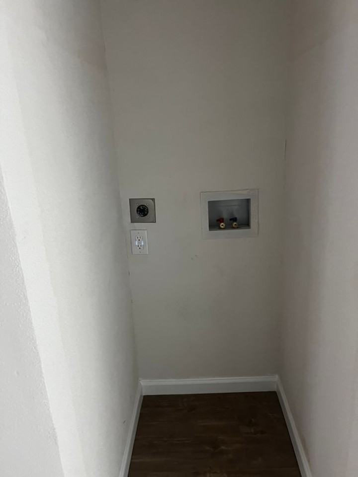 3532 Windsor Ave - Photo 6 of 6