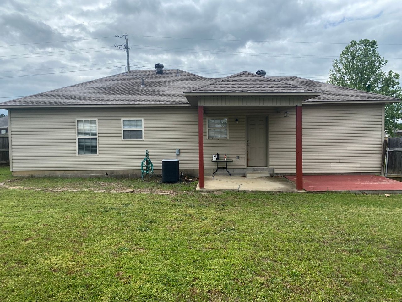 1609 Moon Rd - Photo 2 of 15