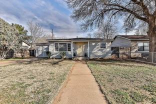 2116 36th St - Photo 1 of 1