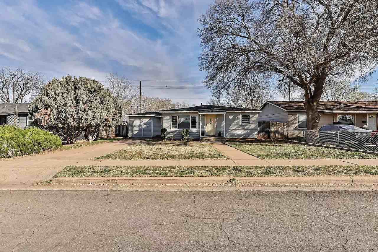 2116 36th St - Photo 2 of 34