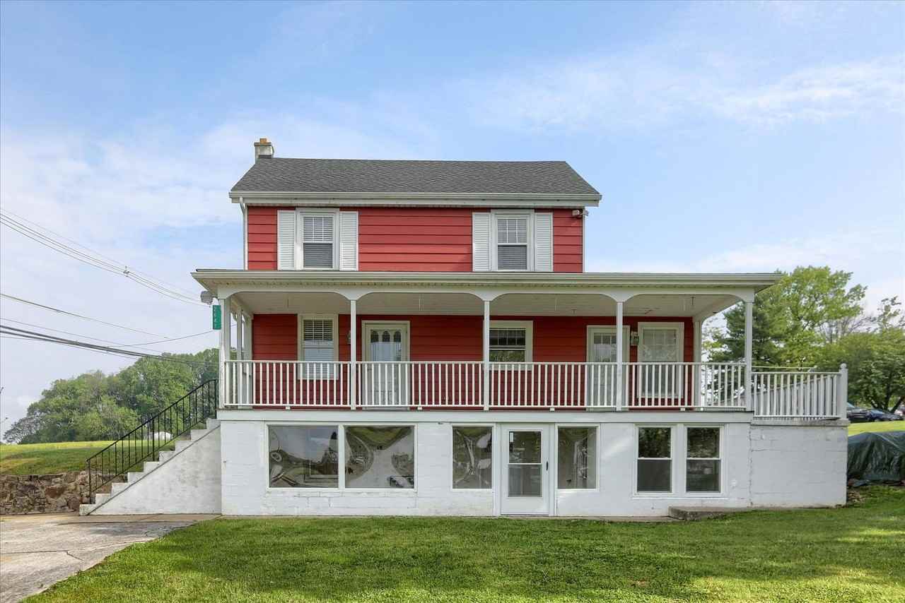 2647 Steinruck Rd - Photo 2 of 37
