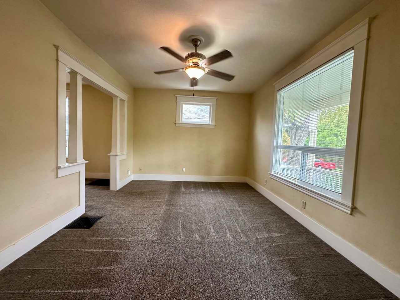 3811 Ne 7th Ave - Photo 7 of 26