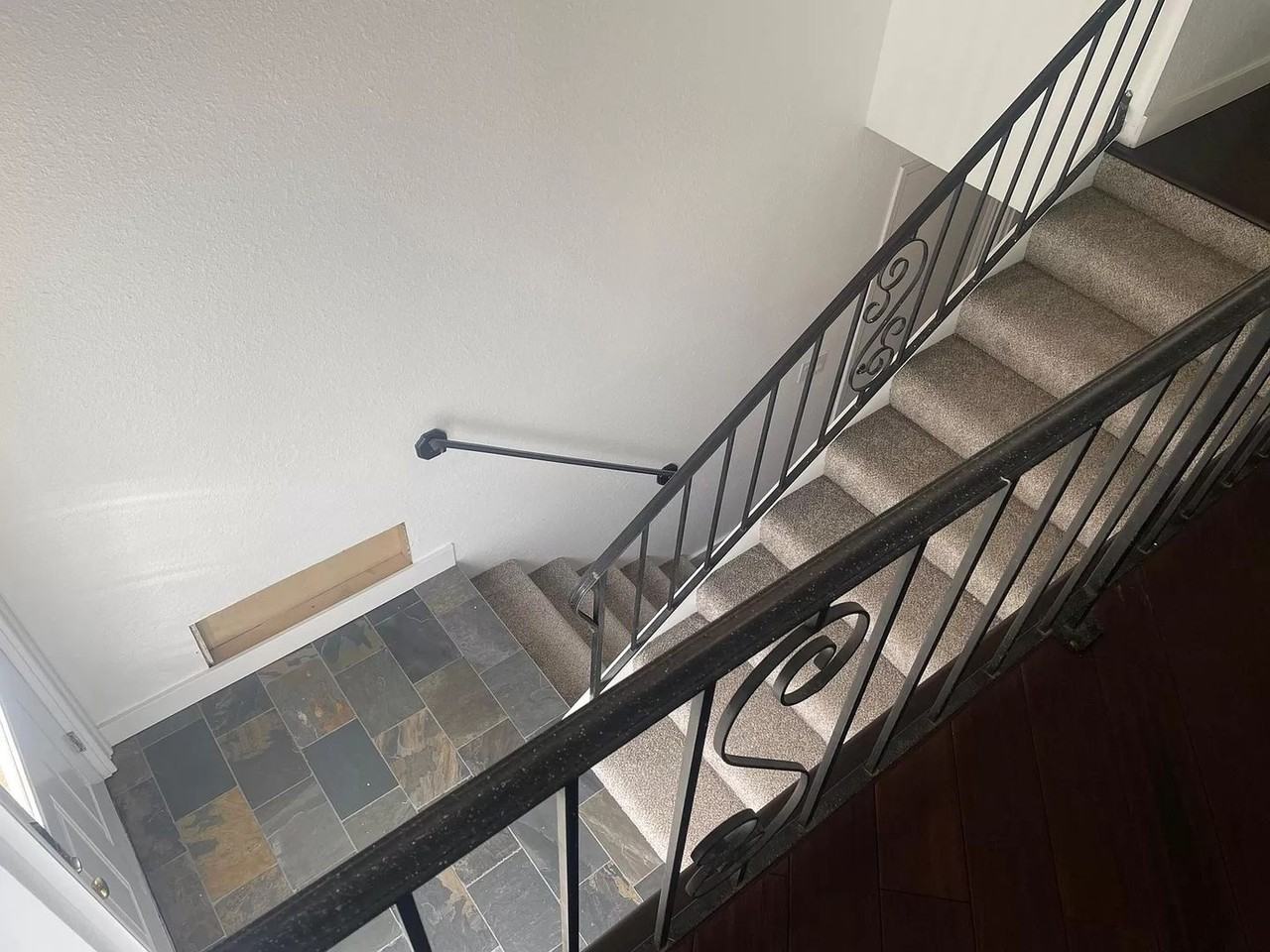 849 Tilden Ave - Photo 2 of 25