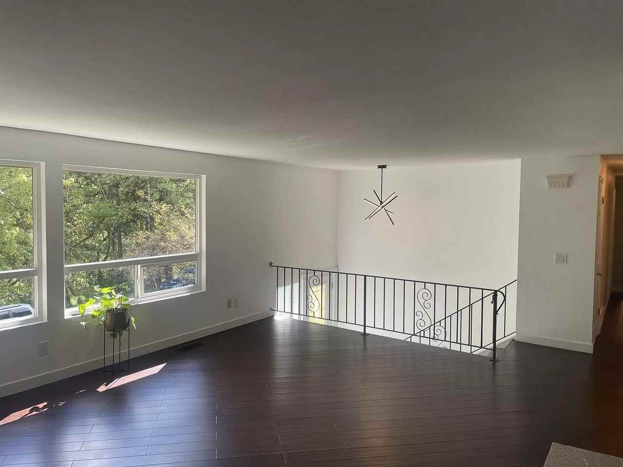 849 Tilden Ave - Photo 3 of 25