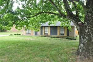 featured image of 220 Joyce St