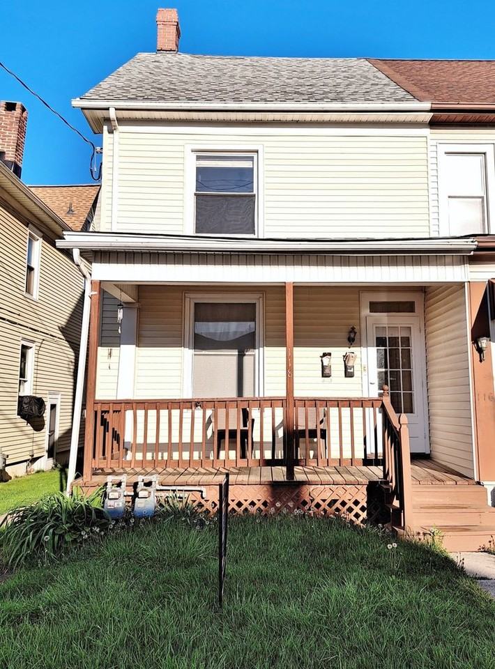 118 S Franklin St - Photo 2 of 31