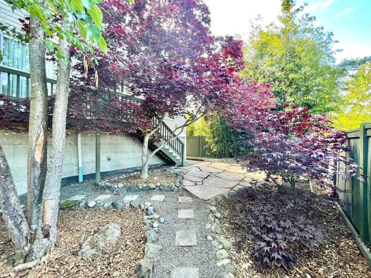 12713 35th Ave Ne #B - Photo 3 of 28