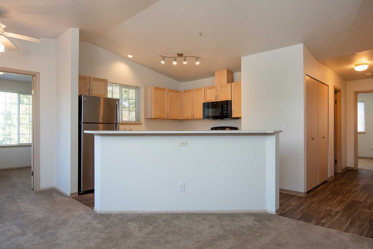 Westminster Towers - Photo 2 of 23