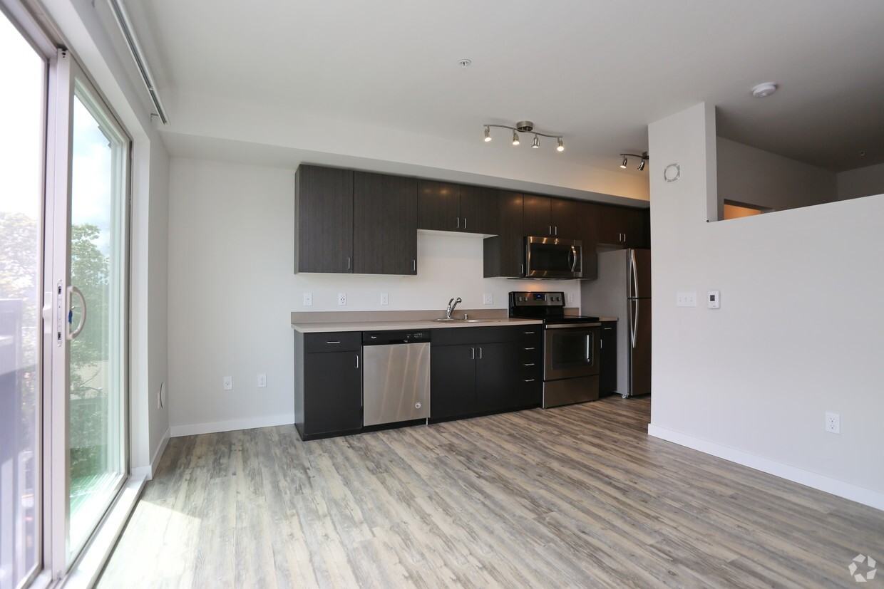 The 205 Apartments - Photo 4 of 29