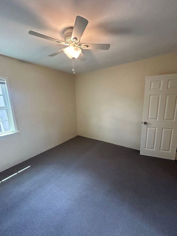 2734 Mayfield Ave - Photo 2 of 17