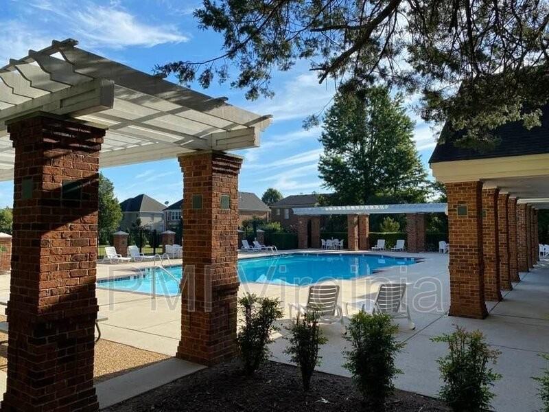 810 Great Marsh Ave - Photo 3 of 50