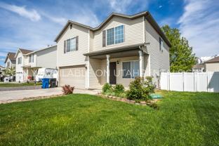 215 Sw - Photo 1 of 1