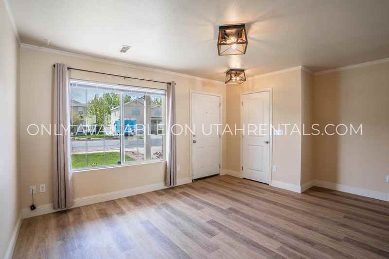 215 Sw - Photo 7 of 29