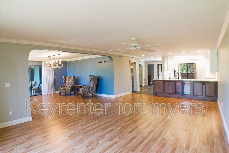 112 Pinebrook Dr - Photo 5 of 32