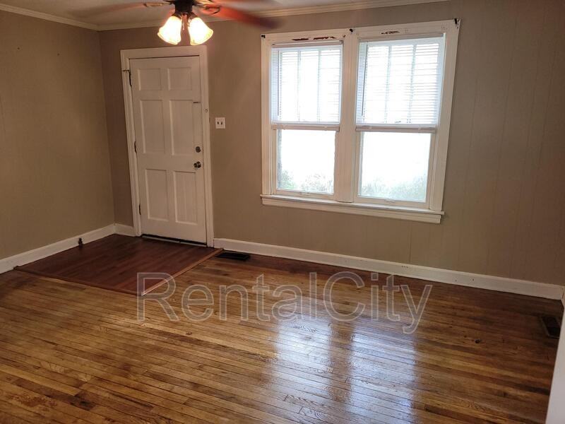 408 Victory Ave - Photo 3 of 15