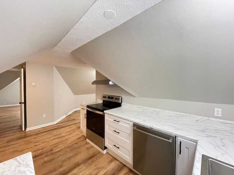 242 Prospect St #3 - Photo 2 of 18