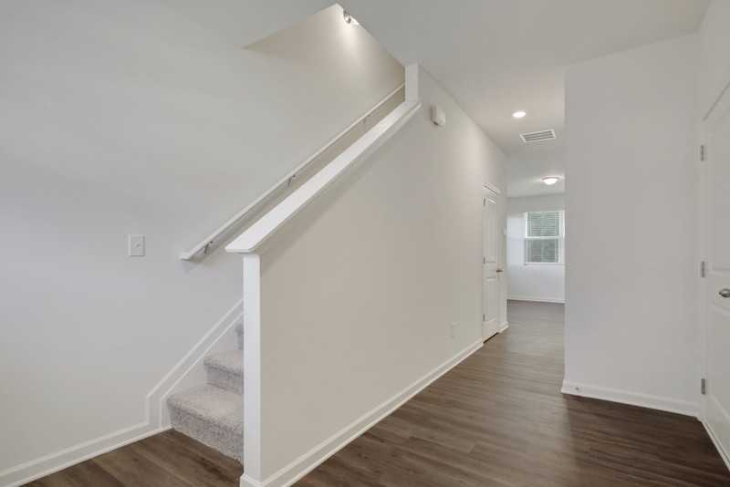 248 Grand Central Way - Photo 4 of 26