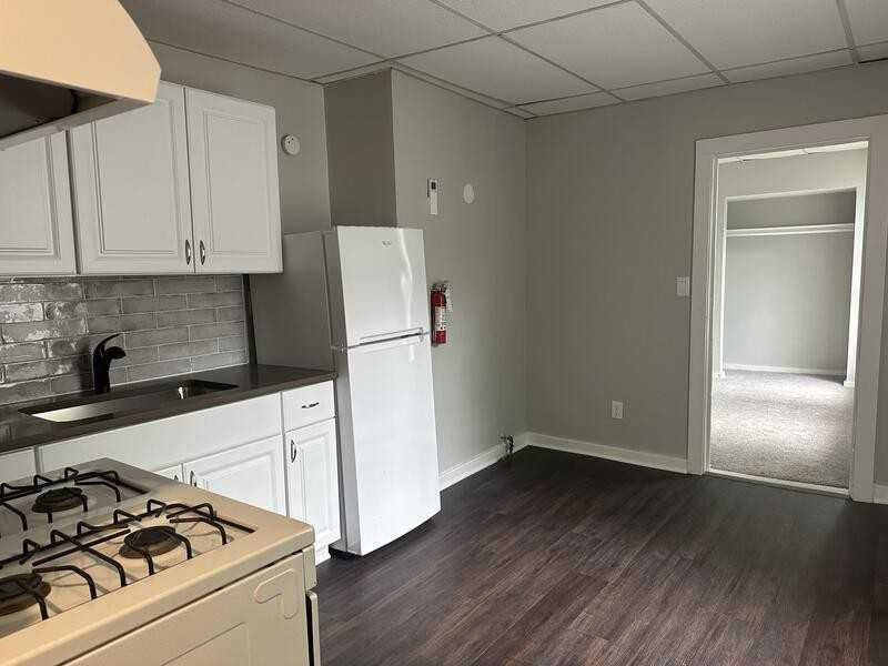 1224 Tennessee St - Photo 4 of 8