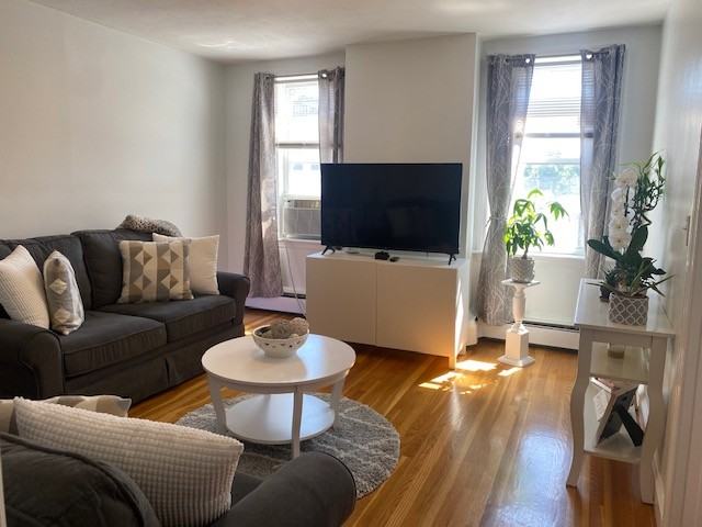 Emerson St #23 - Photo 3 of 11