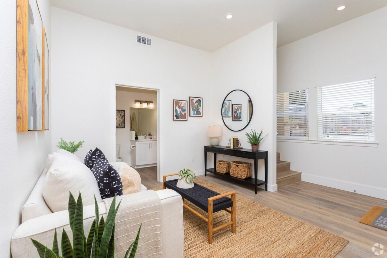 791 Orcutt Road - Photo 5 of 50