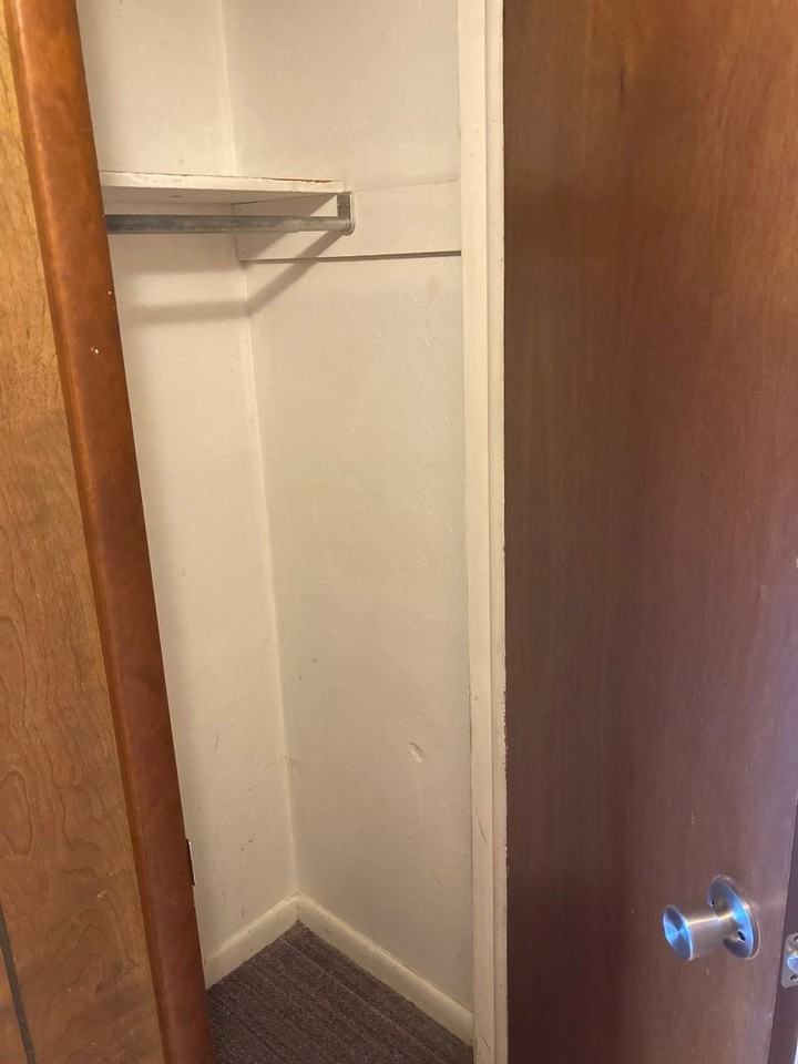 2100 Carlton Street - Photo 7 of 25