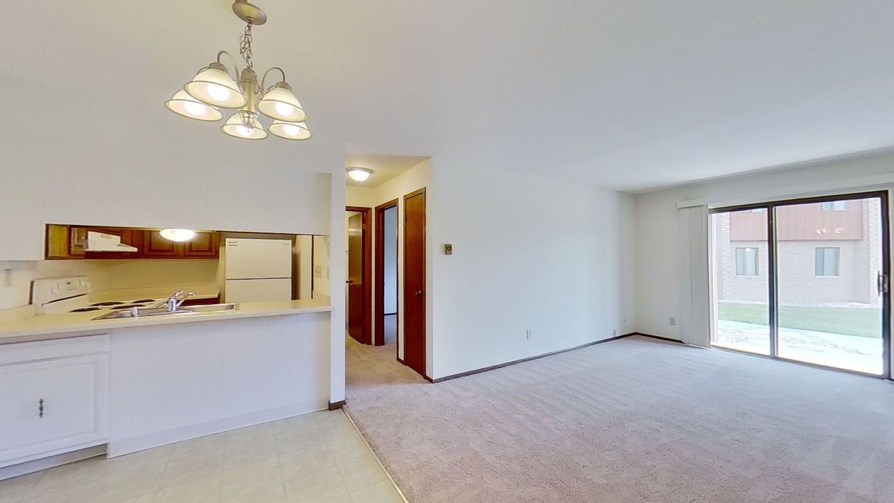 W147N7700 Northpoint Dr - Photo 6 of 16