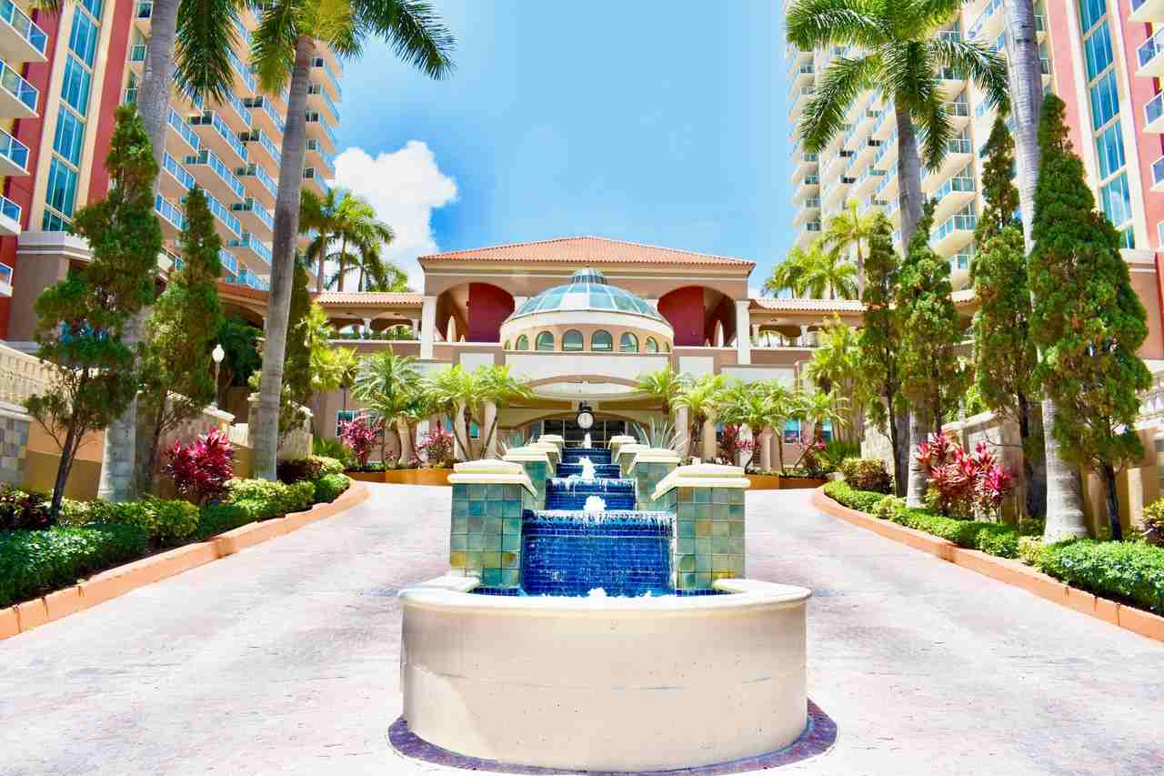 Intracoastal Yacht Club - Photo 4 of 50