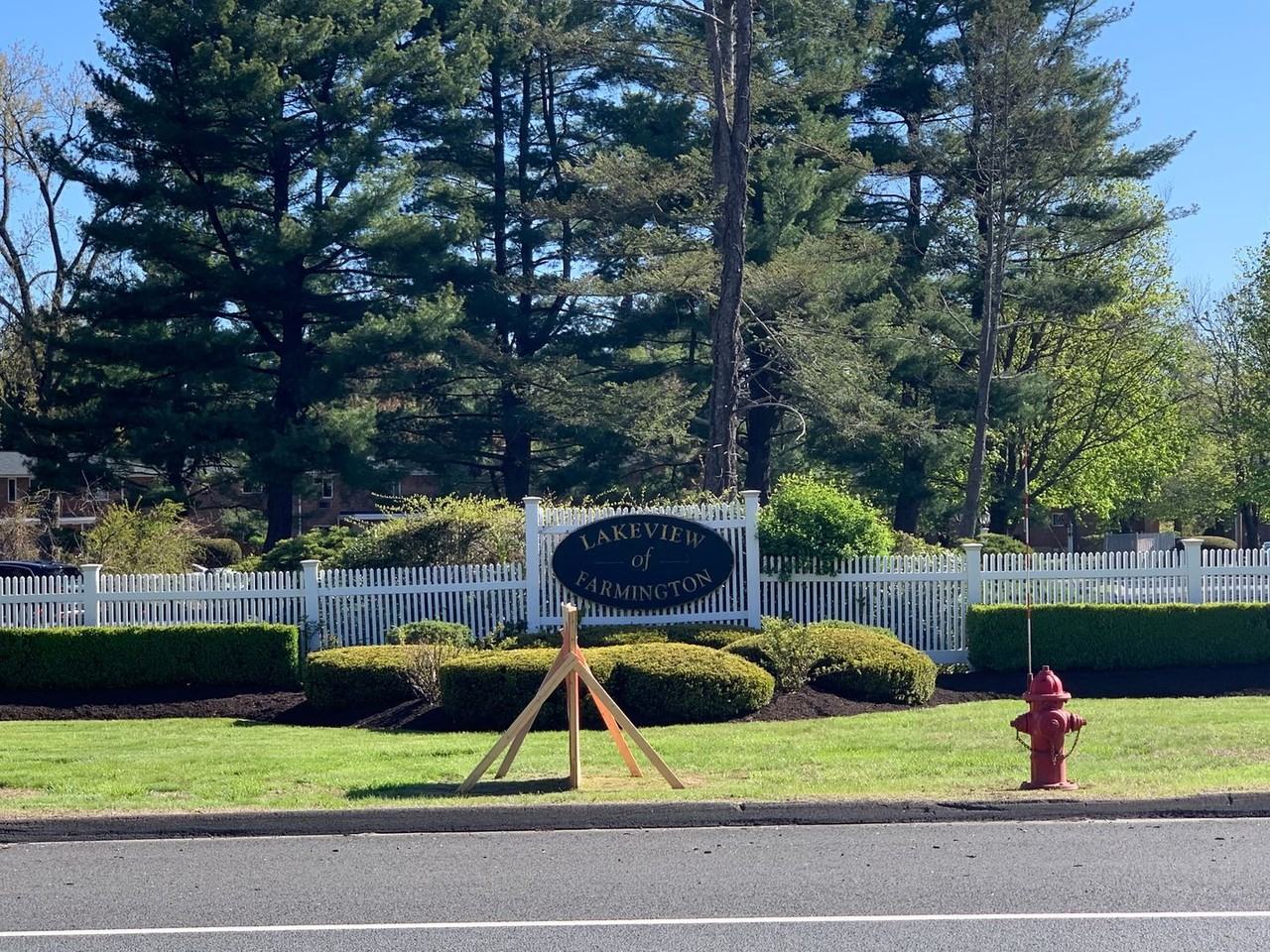 Lakeshore Dr - Photo 4 of 7