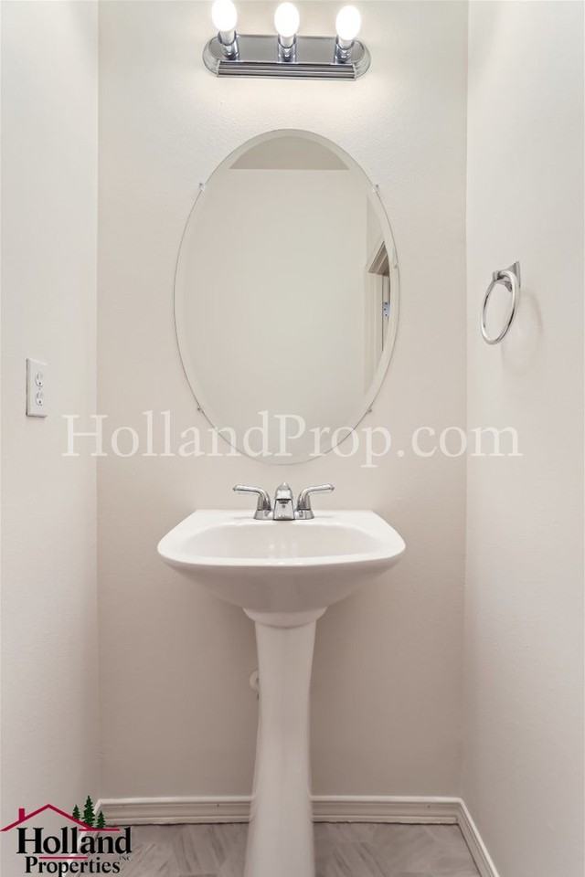 1554 Sw 175th Ave - Photo 3 of 15