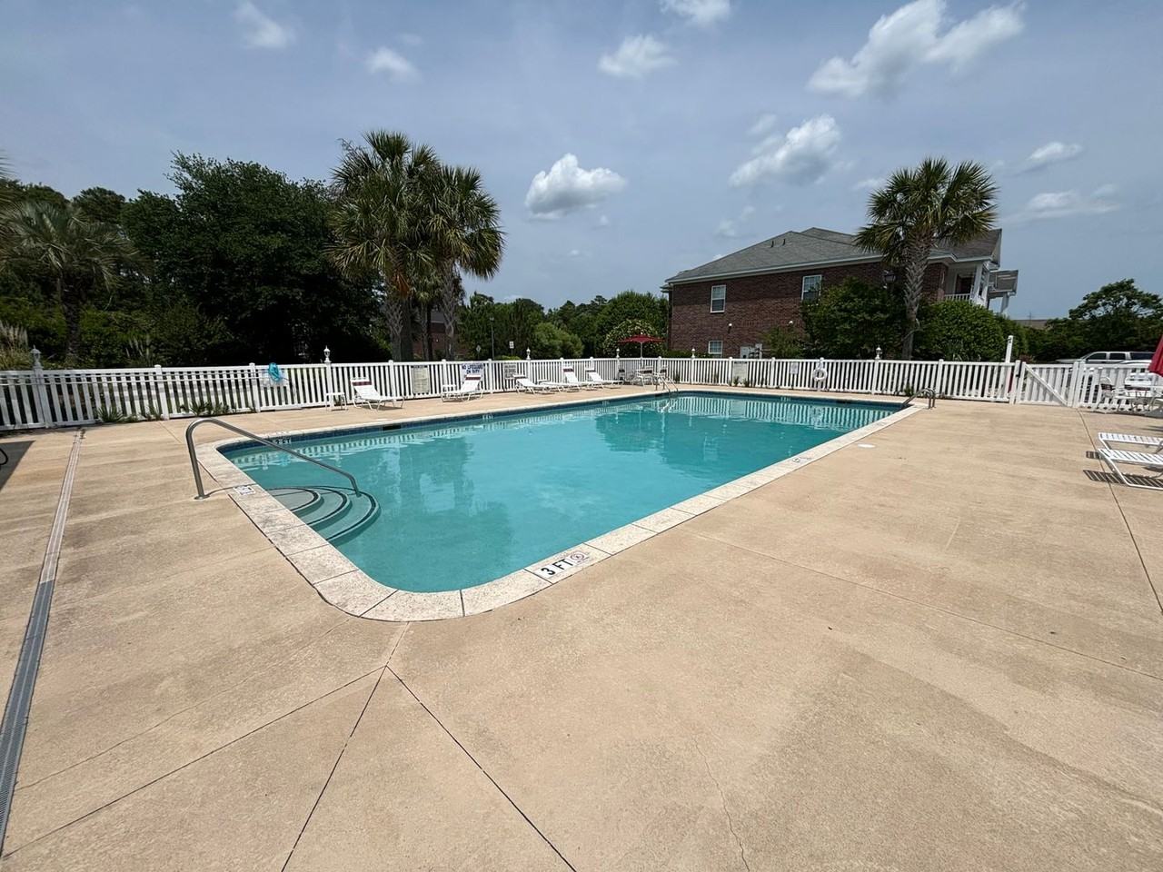 2013 Silvercrest Dr - Photo 2 of 15