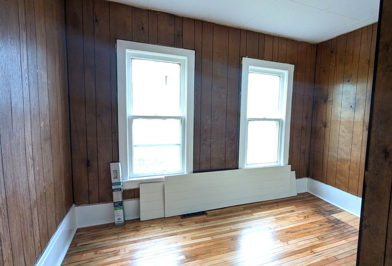 2404 Leahy St - Photo 7 of 9