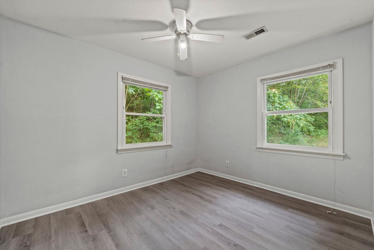 11427 Howards Mill Rd - Photo 7 of 18