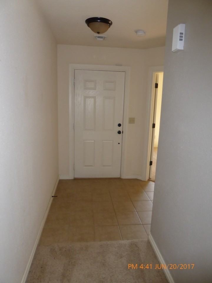 621 Nw Granite Ave - Photo 6 of 14