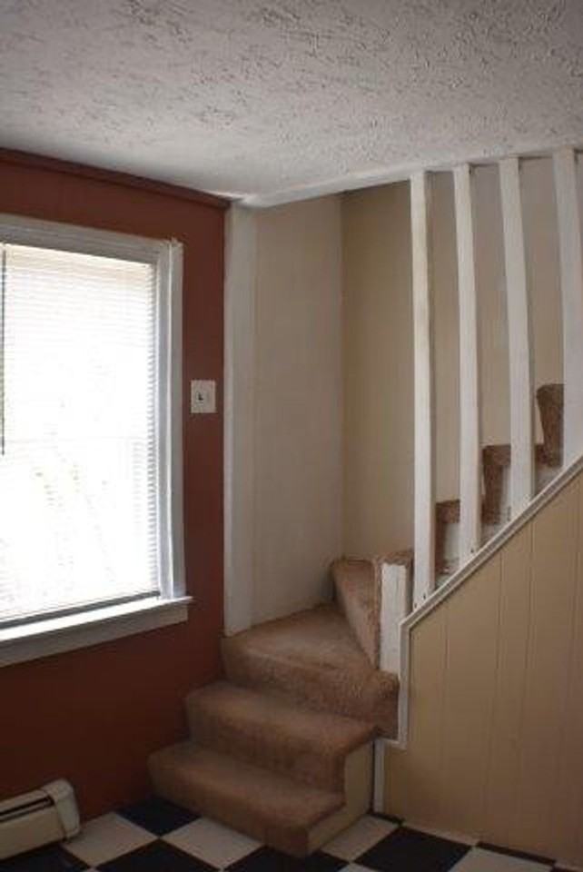 11522 Glen Valley Rd - Photo 4 of 9