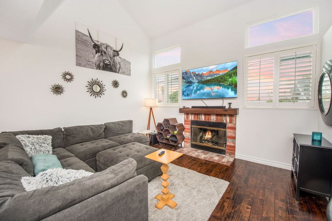 216 16th Pl #L - Photo 3 of 29