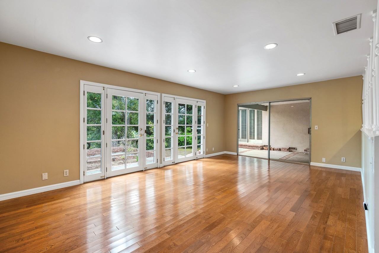 4612 Daleridge Rd - Photo 3 of 11