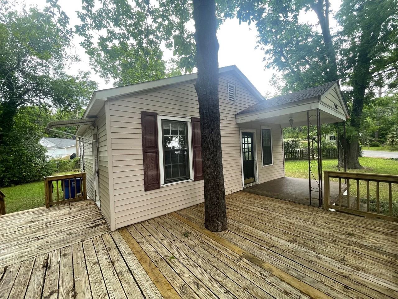 38 Kingsgate Dr - Photo 3 of 9