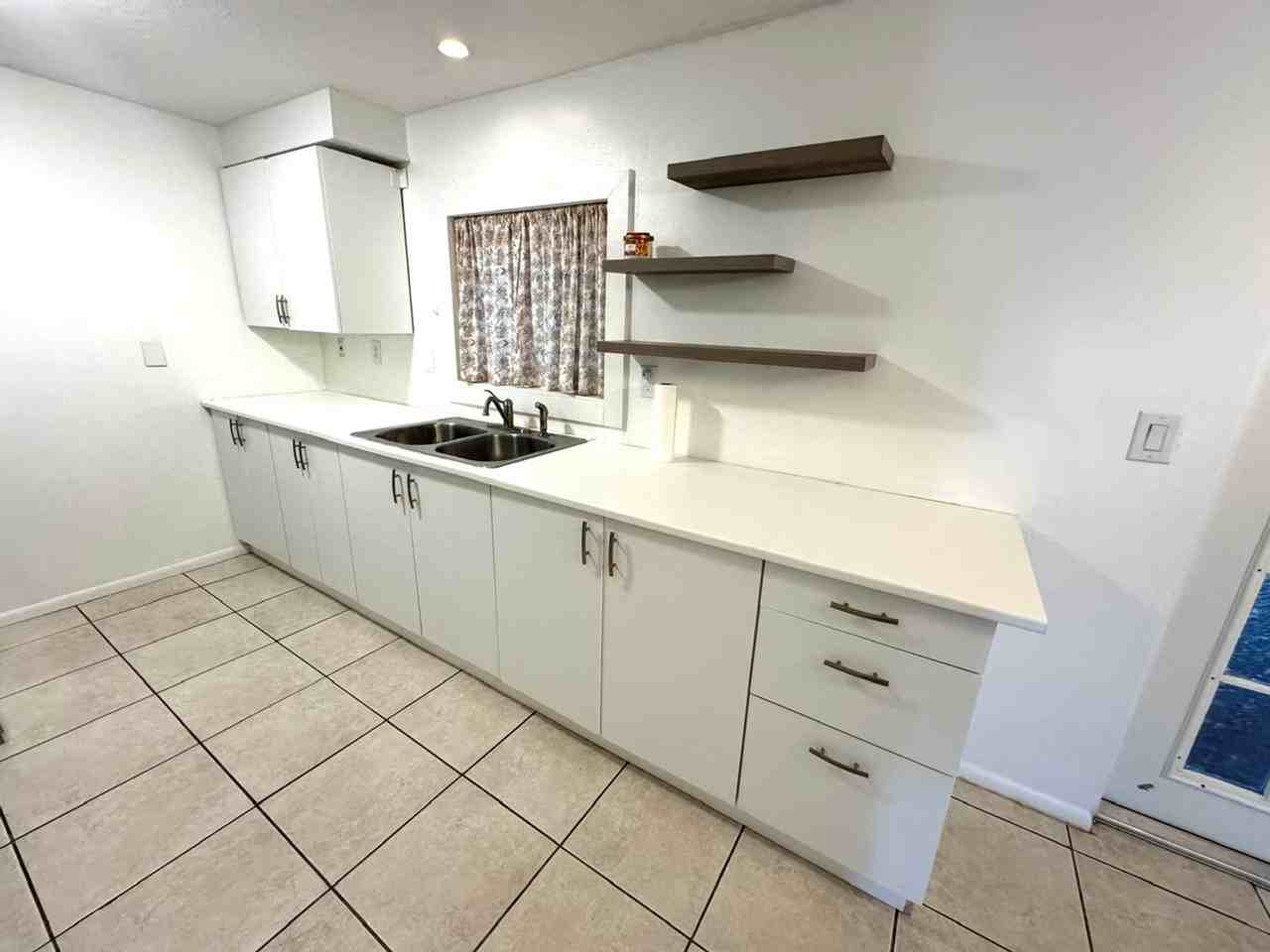 916 28th Avenue Dr E - Photo 6 of 23