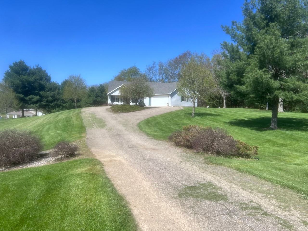 1325 20th Ave Sw - Photo 2 of 35