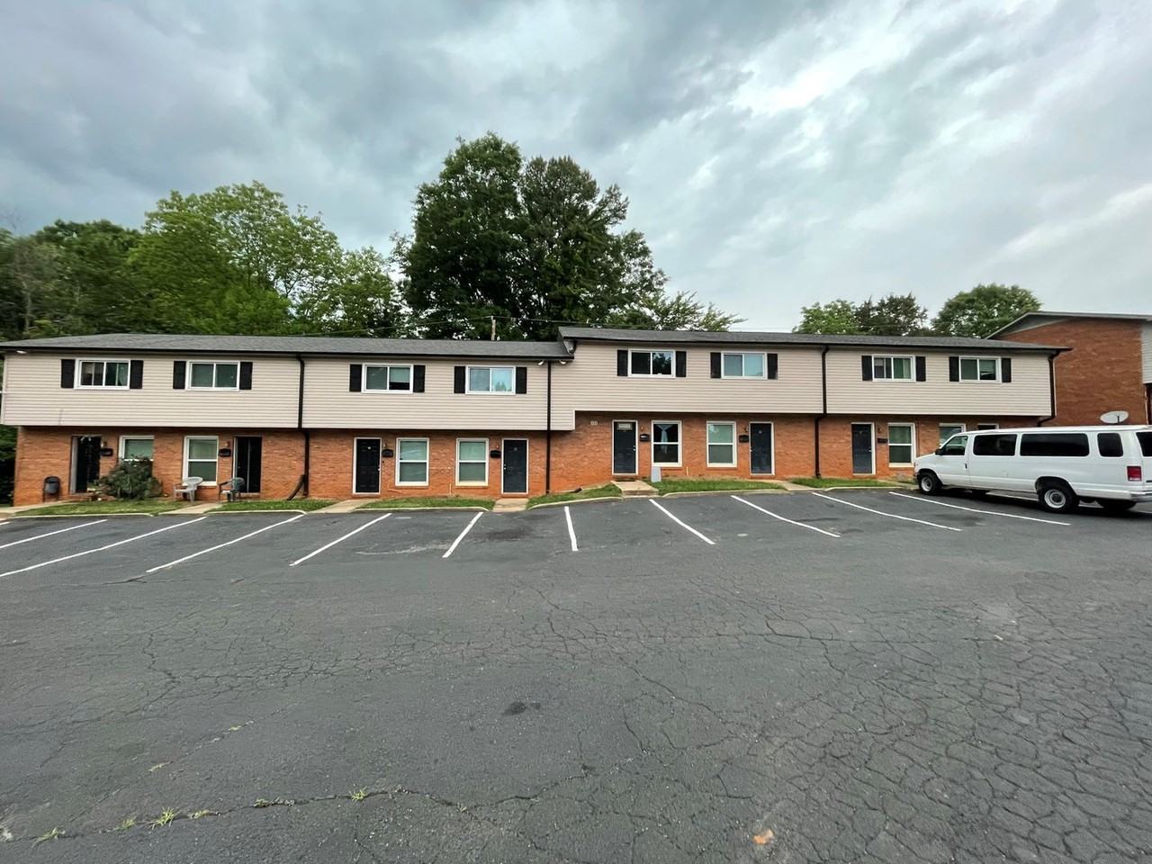 Bradford Place Apartments 340 Bradford Dr, Charlotte, NC 28208 Zumper