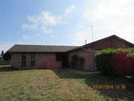featured image of 7008 Nw Kingsbury Ave