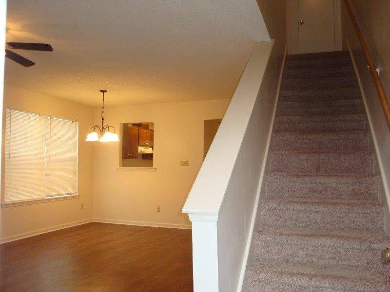 343 Brookfield Rd - Photo 2 of 17