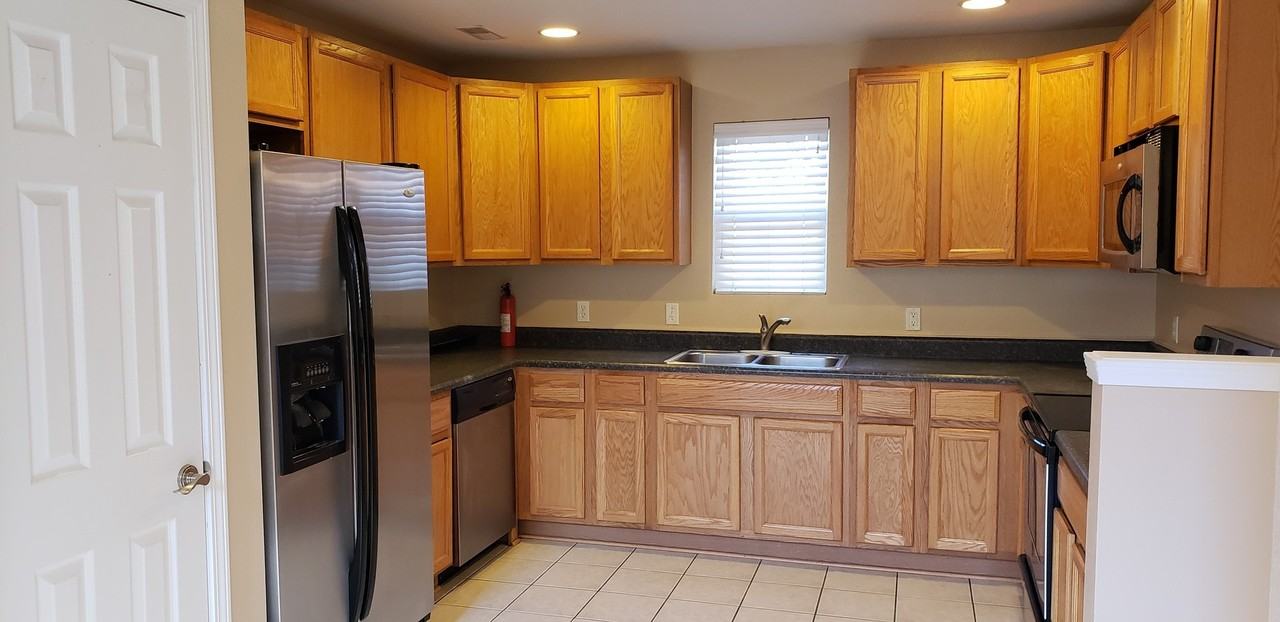 654 Seitz Ct - Photo 4 of 22