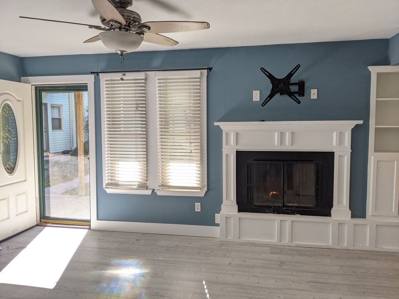 1311 E Ocean View Ave - Photo 2 of 16