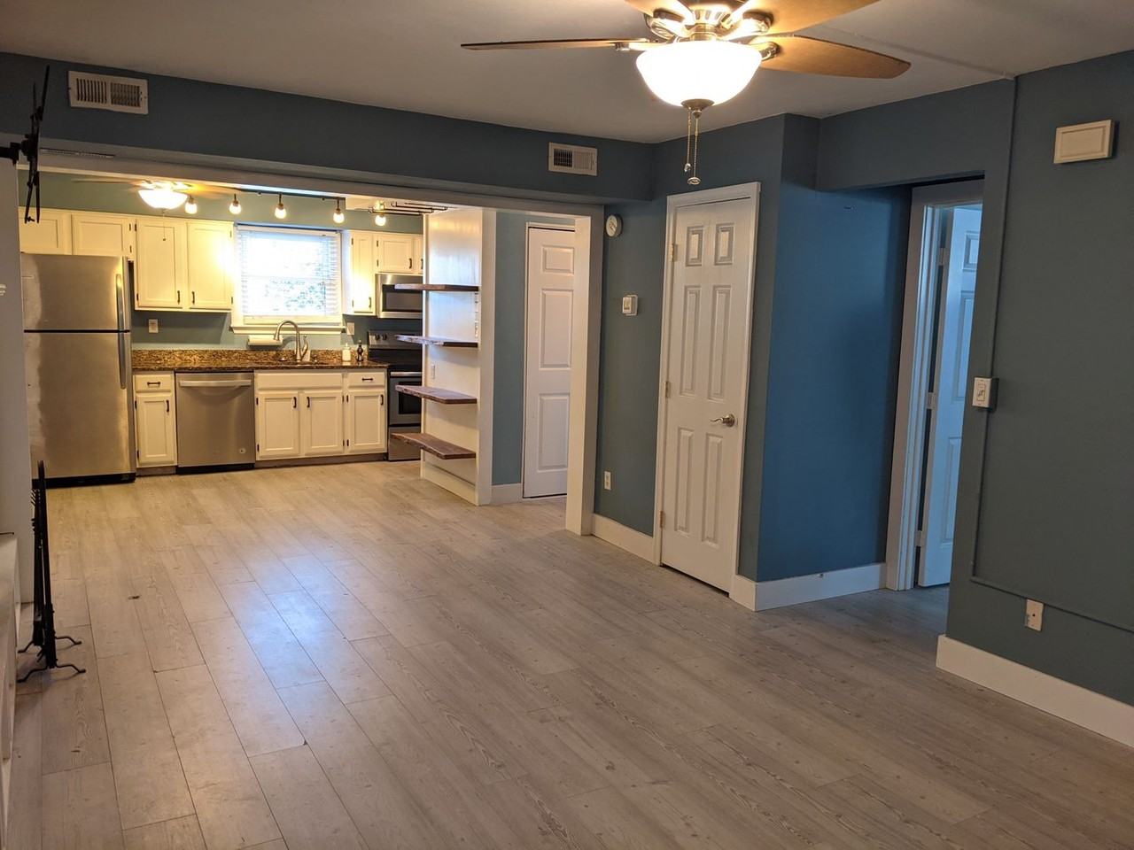 1311 E Ocean View Ave - Photo 5 of 16